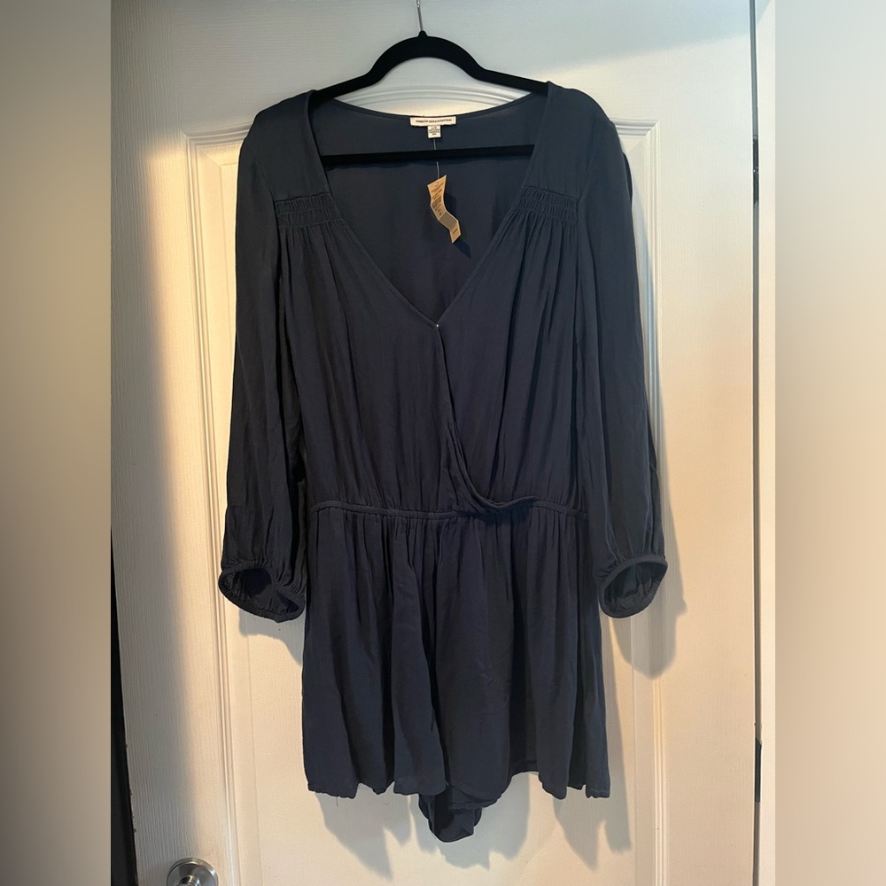 American eagle dark blue sleeved romper